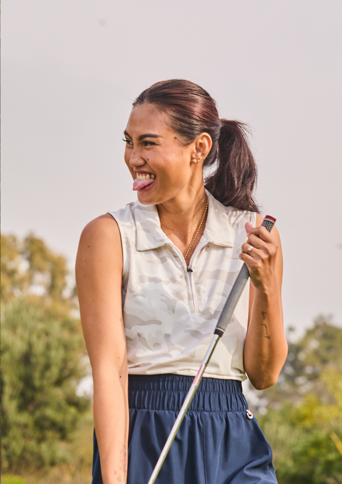 Women's Femme Camo Sleeveless Golfer Polo Shirt-2